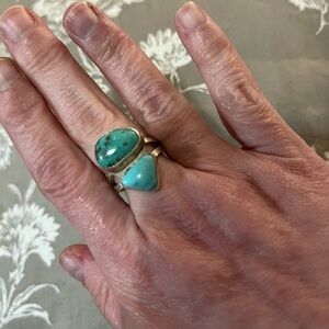 Stunning double turquoise sterling silver ring. Size 7.5